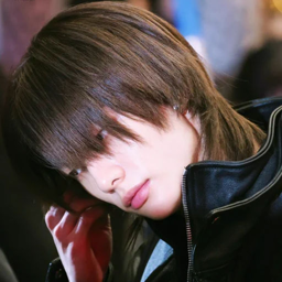 Hyunjin gallery image