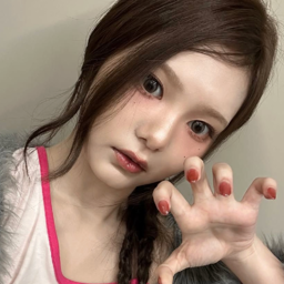 LingLing gallery image