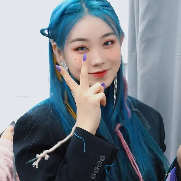 Suhyeon gallery image