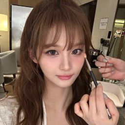 Sullyoon gallery image