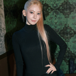 Sakura gallery image