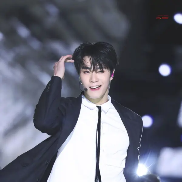 Moon Bin gallery image