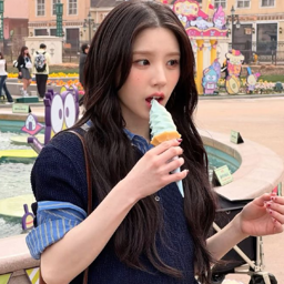 Heejin gallery image