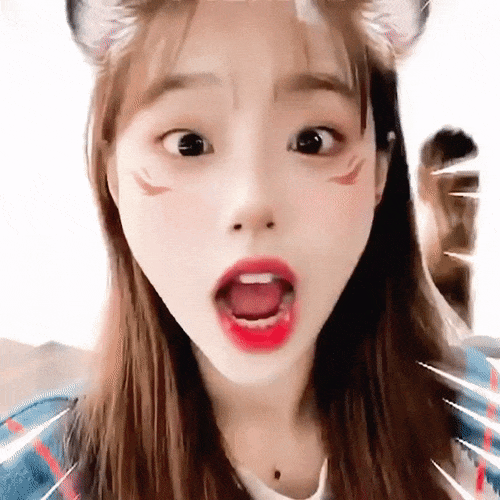Chuu gif