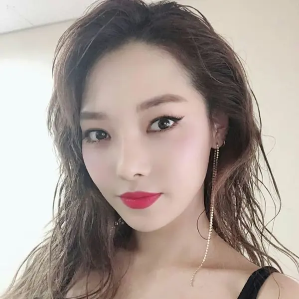 Jeon Somin gallery image