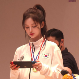 Sullyoon gallery image