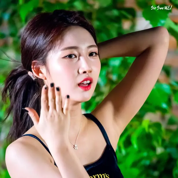 Sihyeon gallery image