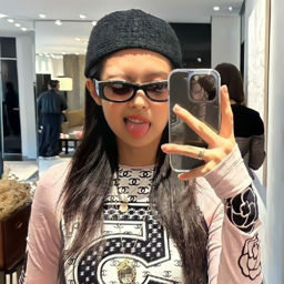 Jennie 4