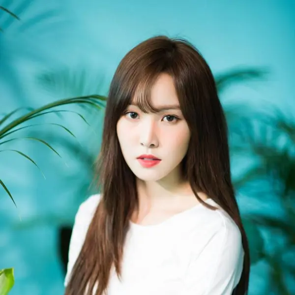 Yuju gallery image