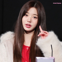 Wonyoung gallery image