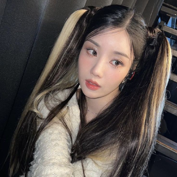 Eunbi gallery image