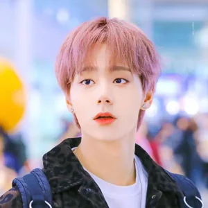 Hwanwoong gallery image