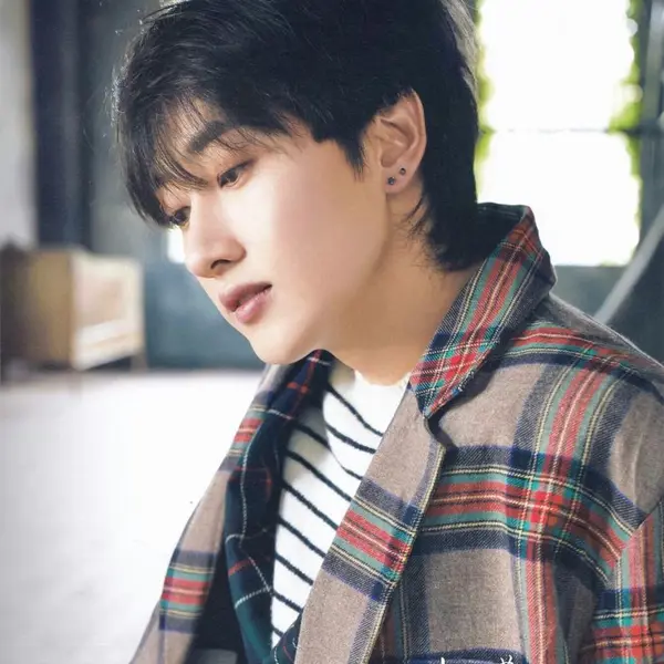 Eunhyuk gallery image
