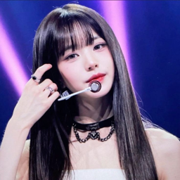 Wonyoung gallery image