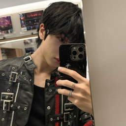 Jisung gallery image