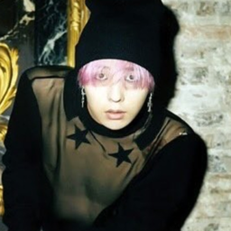 G-Dragon gallery image