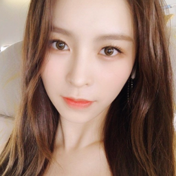Elkie gallery image