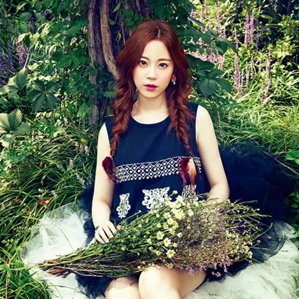 Heo Young-ji gallery image