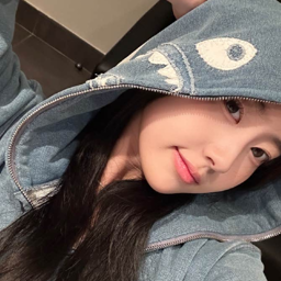 Jiyoon gallery image