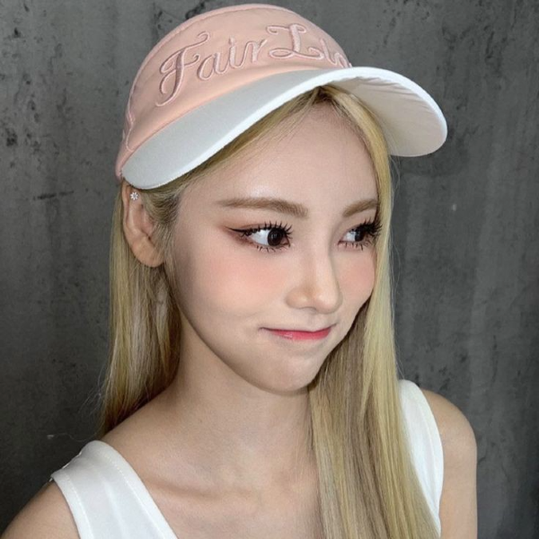 Jinsoul gallery image