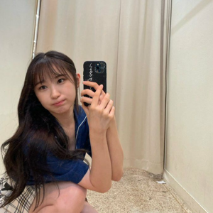 Chaeyeon gallery image