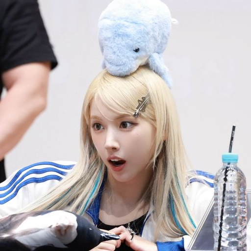 Jiwoo gallery image