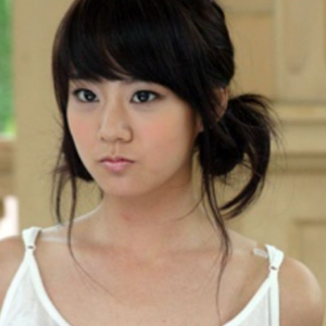 Seungyeon gallery image