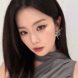 Seulgi gallery image