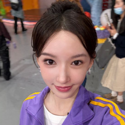 Cheng Xiao gallery image