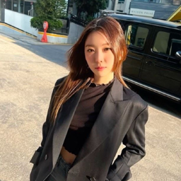 Jackie gallery image