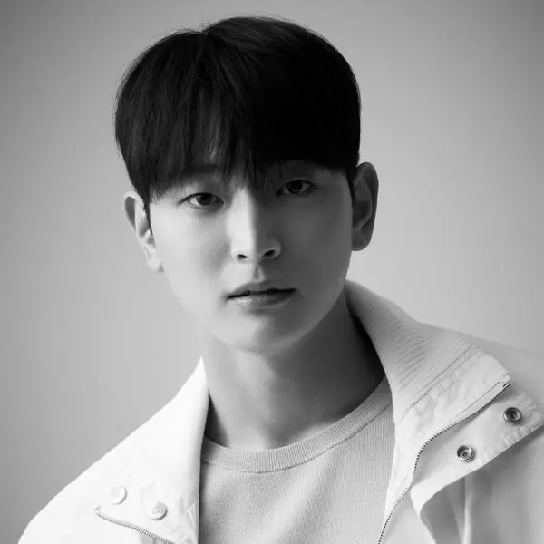 Jinwoon gallery image