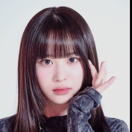 Yuina gallery image