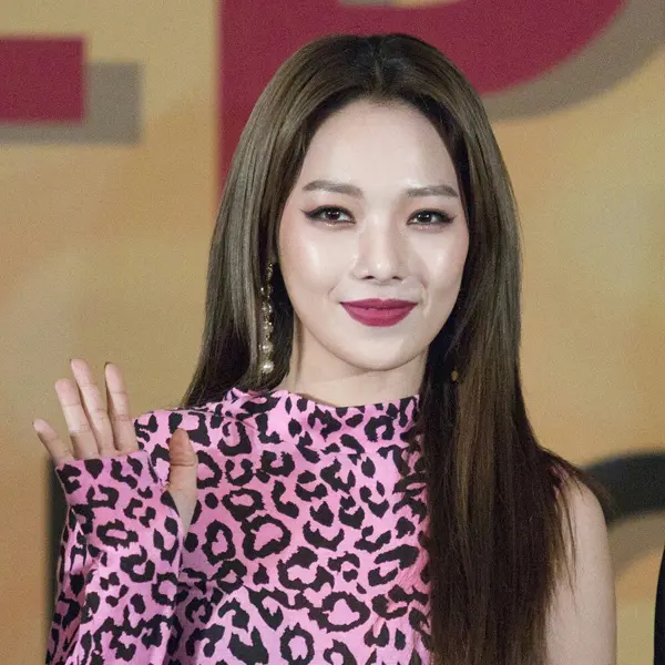 Jeon Somin gallery image