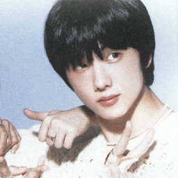 Jisung gallery image