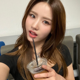 Jiyoon gallery image