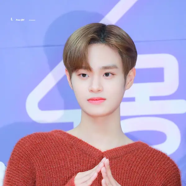 Daehwi gallery image