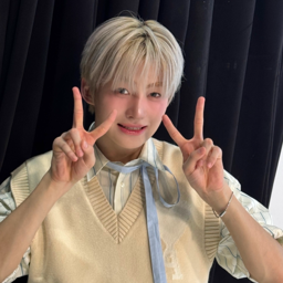 Jihoon gallery image