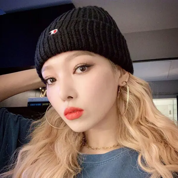 Jeon Somin gallery image