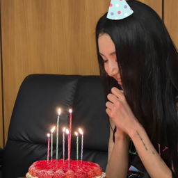 Chaeyoung gallery image