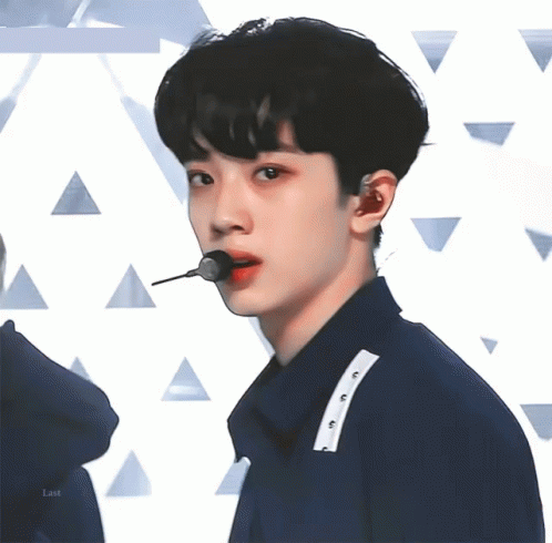 Kuanlin gif