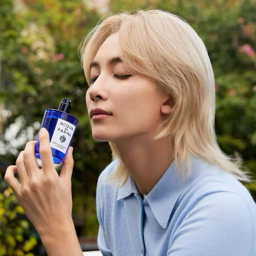 Jeonghan gallery image