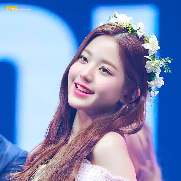 Wonyoung gallery image