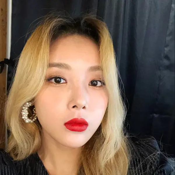 Kim Yubin gallery image