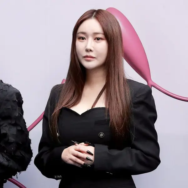 Minyoung gallery image