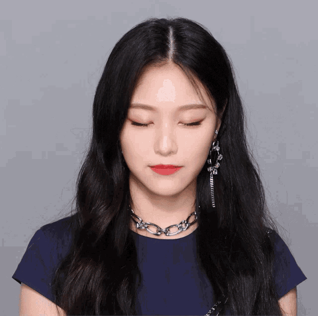 HyunJin gif
