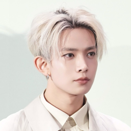 Heeseung gallery image