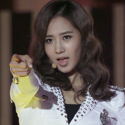 Larawan sa gallery ni Yuri