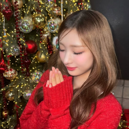 Hyerin gallery image