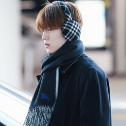 Seungmin gallery image