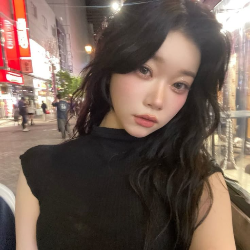 Tsuki gallery image